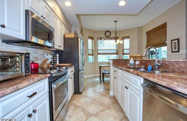8076 Queen Palm Lane Gallery 3