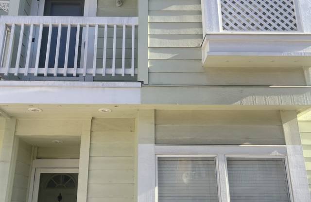 Charming 2 Bedroom-1.5 bath Home Available Now! photos photos Charming 2 Bedroom-1.5 bath Home Available Now! photos photos