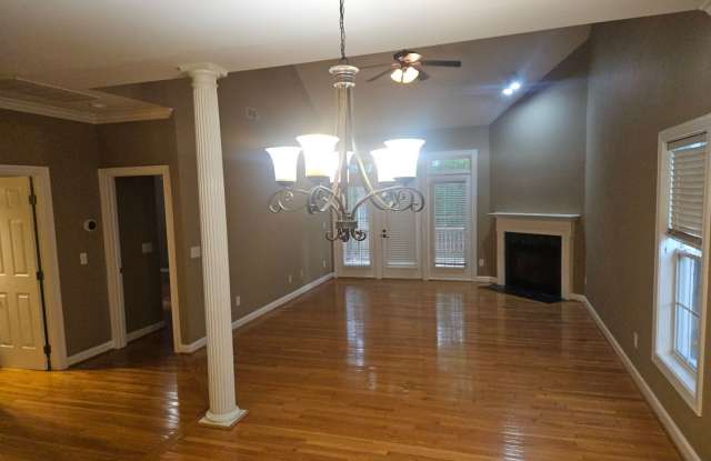Fantastic 3br 2.5ba TH in Apex! Available Now! Gallery 4
