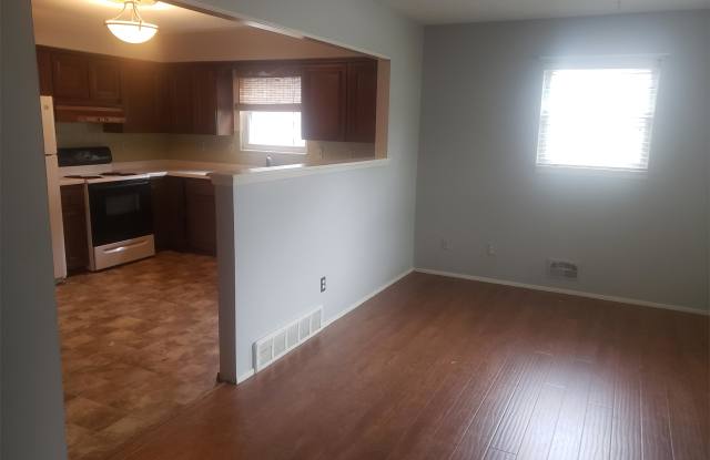 4300 S Canterbury Place #B Gallery 4