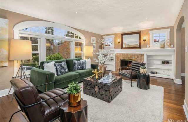 2716 1st Ave N - 2716 1st Avenue North, Seattle, WA 98109