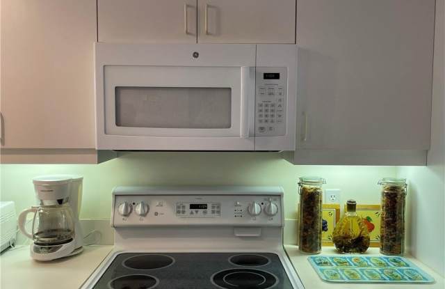 6590 Beach Resort Dr Gallery 2