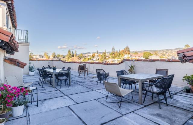 491 Crescent Street photos photos