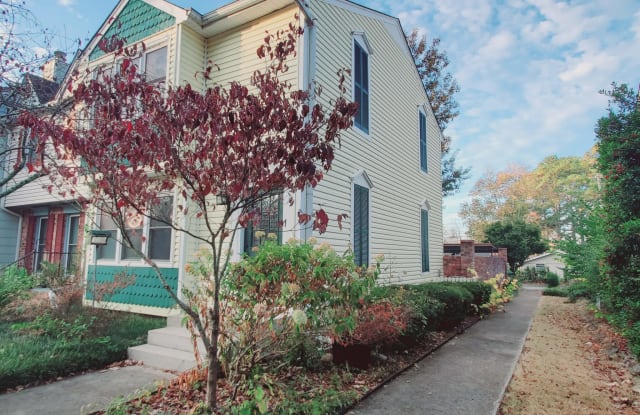 2618 Whitesport Circle Southwest - 1 - 2618 Whitesport Circle Southwest, Huntsville, AL 35801