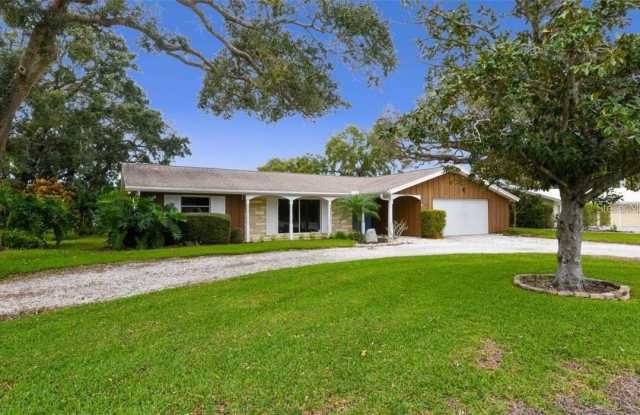 5518 SHADOW LAWN DRIVE - 5518 Shadow Lawn Drive, Siesta Key, FL 34242