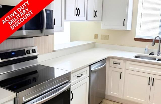 250 Kathy Court - 250 Kathy Court, Mary Esther, FL 32569