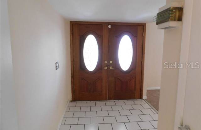 2134 CAMPUS DRIVE Gallery 2