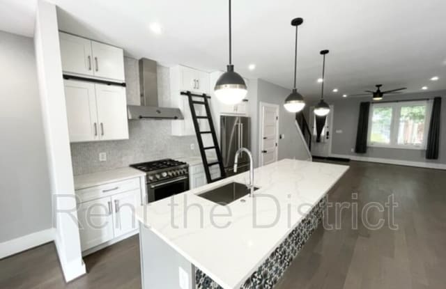 418 Hamilton Street NW photos photos