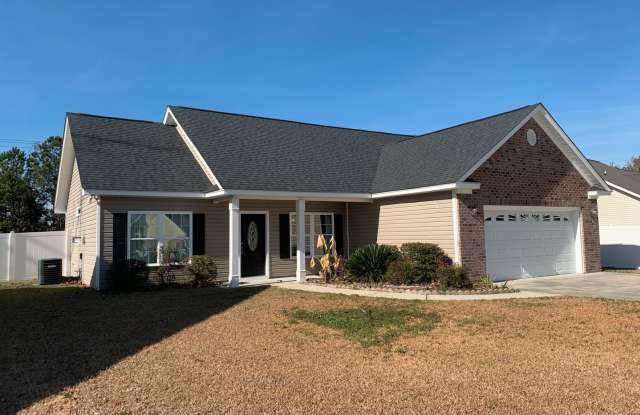 Pet Friendly, Fenced Yard, 3 Bedroom, 2 Bath Home With Garage in Conway! - 205 Oak Landing Drive, Horry County, SC 29527