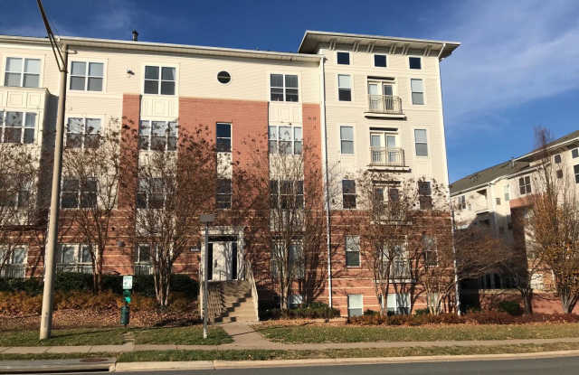 9486 VIRGINIA CENTER BOULEVARD 109 - 9486 Virginia Center Blvd, Oakton, VA 22181
