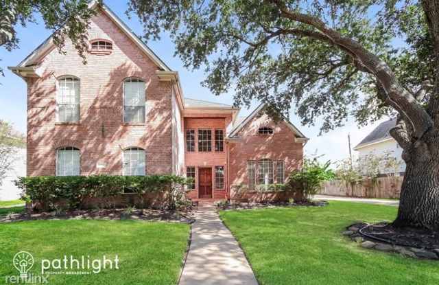 2510 Vermillion Road Gallery 2