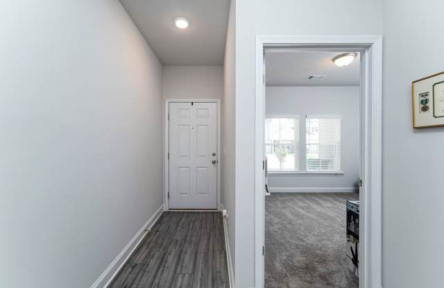 Townhome in Grovetown Gallery 4