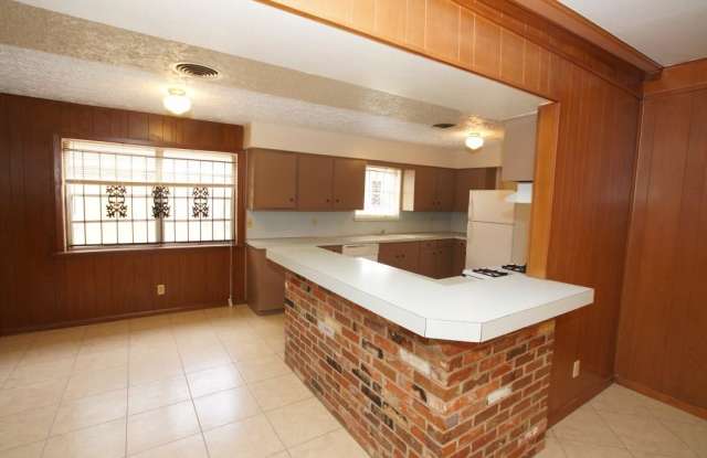 2815 Monticello Drive - 2815 Monticello Drive, Houston, TX 77045