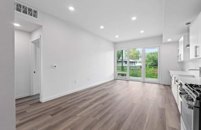 4004 Banister Lane Gallery 4