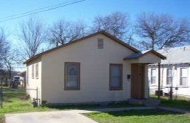 Remodeled 2-bedroom house! 1st Month Free!! photos photos Remodeled 2-bedroom house! 1st Month Free!! photos photos
