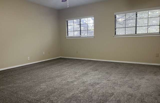 1219 CARMEL OAKS Gallery 4