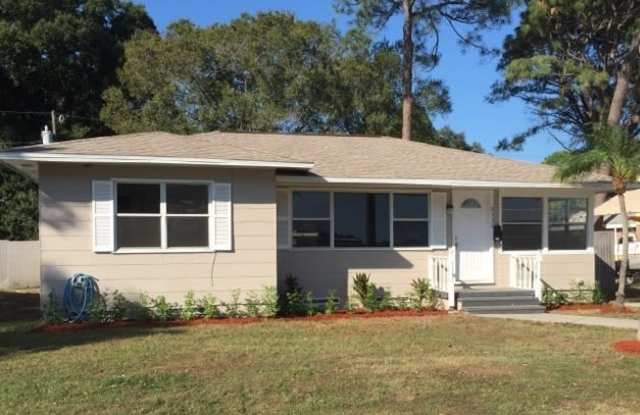 Spacious 4BR Home with Fenced Yard, Screened Patio & Updated Interior – 1,354 Sq Ft photos photos