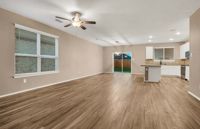 1021 Waverly Drive Gallery 3