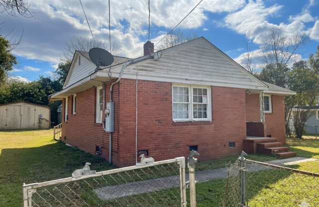 329 Richmond Dr photos photos