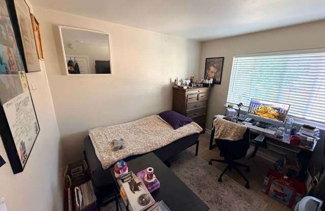 MOVE-IN SPECIAL: $200 OFF YOUR FIRST MONTH'S RENT! Gallery 3