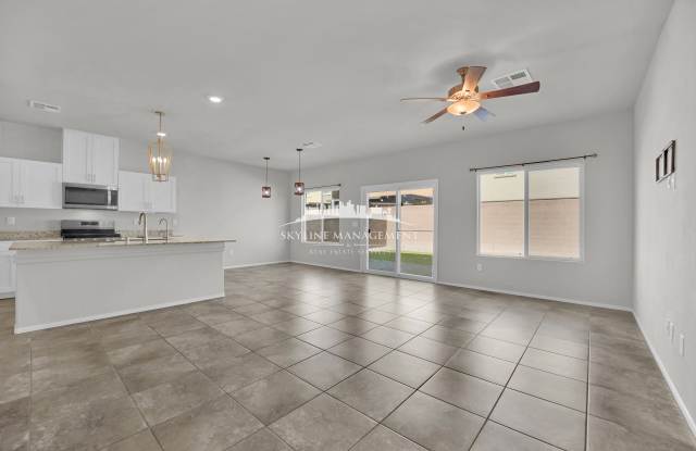 3752 Ramura Avenue Gallery 4
