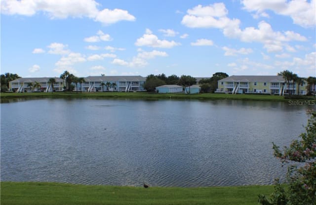 151 SEA HORSE DRIVE SE - 151 Sea Horse Drive Southeast, St. Petersburg, FL 33705