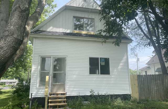 513 Cunningham Ave photos photos