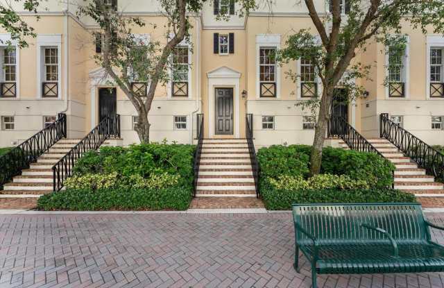 75 NE 5th Avenue photos photos