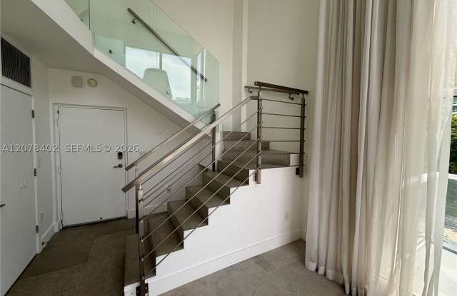 1650 Brickell Ave Gallery 2