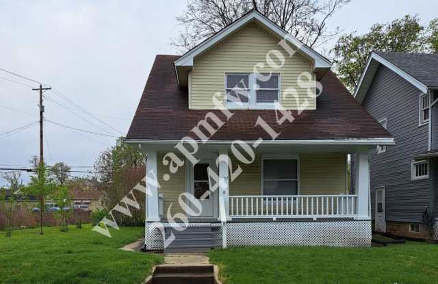 3 BR House Near North Side High School photos photos
