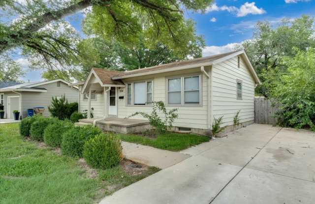 Three Bedroom Home in Derby! photos photos Three Bedroom Home in Derby! photos photos