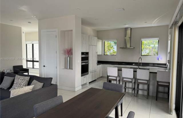 8283 Northwest 47th Lane photos photos