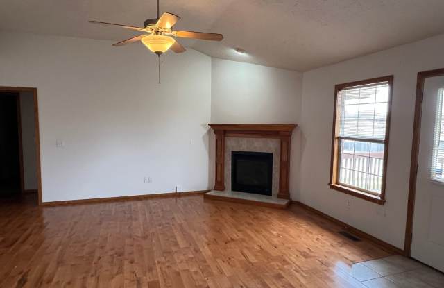 Wonderful Republic Home! Gallery 3