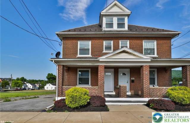 1660 Main Street photos photos