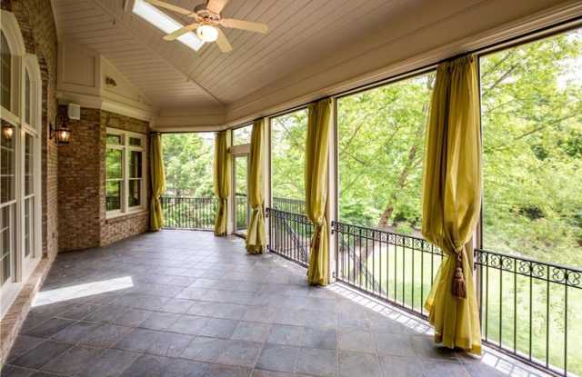 310 Marshy Pointe Gallery 3