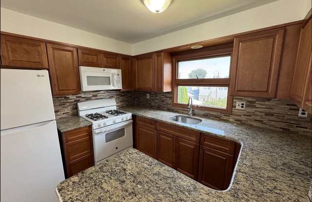 164 Eagle Street - 164 Eagle Street, North Arlington, NJ 07031