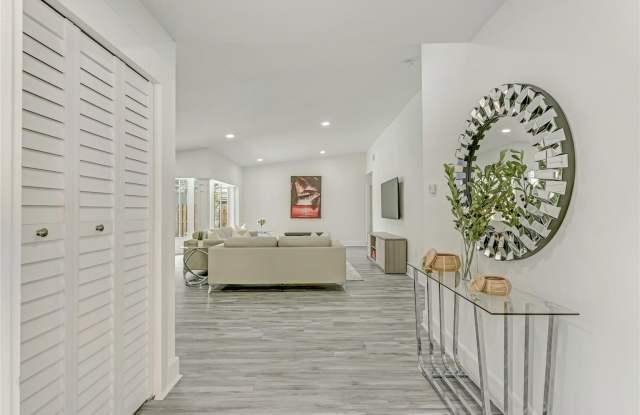 16643 Redwood Way photos photos
