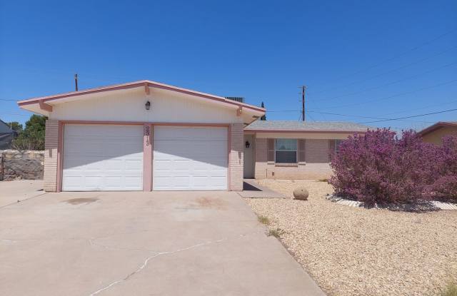 2 bedroom 2 bathroom home in desirable eastside area! photos photos