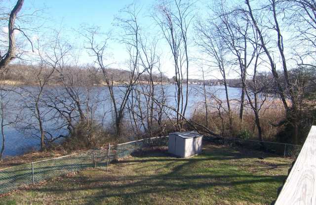411 ESSEXWOOD COURT Gallery 3
