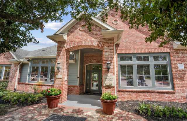 Park at North Vista Gallery 3