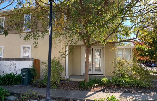 1000 Madrone Ave. - 1000 Madrone Avenue, Vallejo, CA 94592