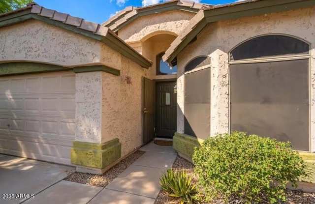 4622 E WEAVER Road photos photos