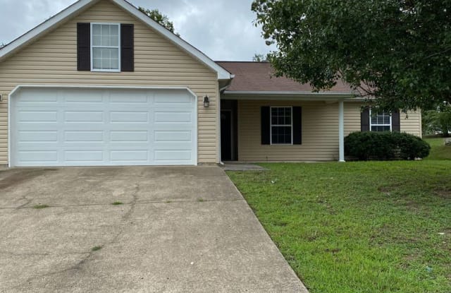 108 COLONY CIR - 108 Colony Circle, Fort Oglethorpe, GA 30742