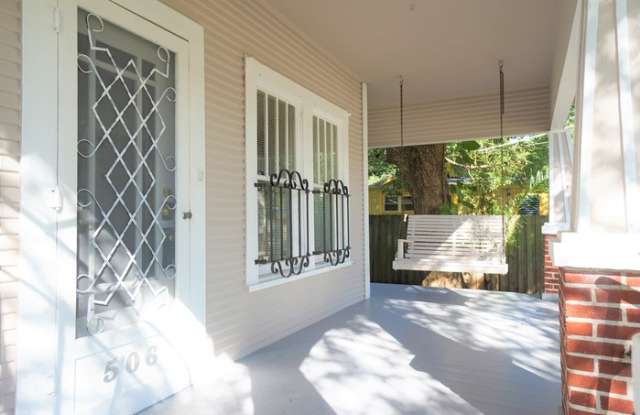 506 East Knollwood Street Gallery 2