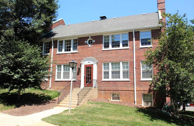 Charming 1 Bed 1 Bathr Condo In Much Sought After Colonial Village - 1782 North Troy Street, Arlington, VA 22201