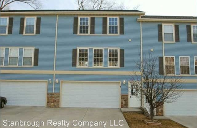 936 McKinley Ave Unit 4 - 936 Mckinley Avenue, Des Moines, IA 50315