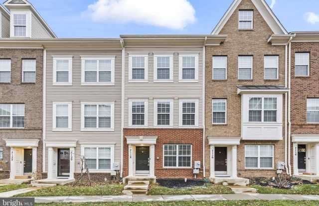 7118 ROWLOCK Alley photos photos