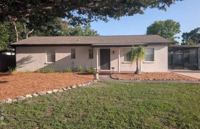 3902 W PAXTON Avenue Gallery 1