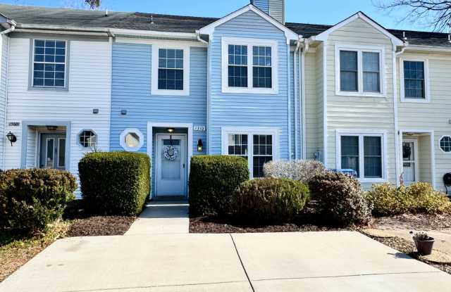 Completely Renovated  Ready 02-25-26! 2 Primary Suites, All Appliances Convey and Dog-Friendly! photos photos