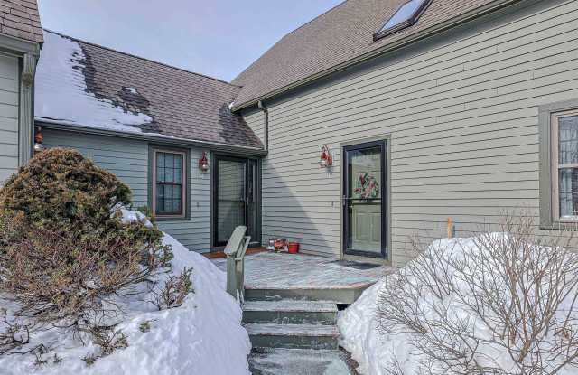 35 Montrose Drive photos photos